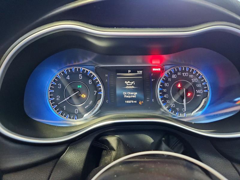 52348546 :رقم المزاد ، 1C3CCCAB9FN649463 vin ، 2015 Chrysler 200 مزاد بيع