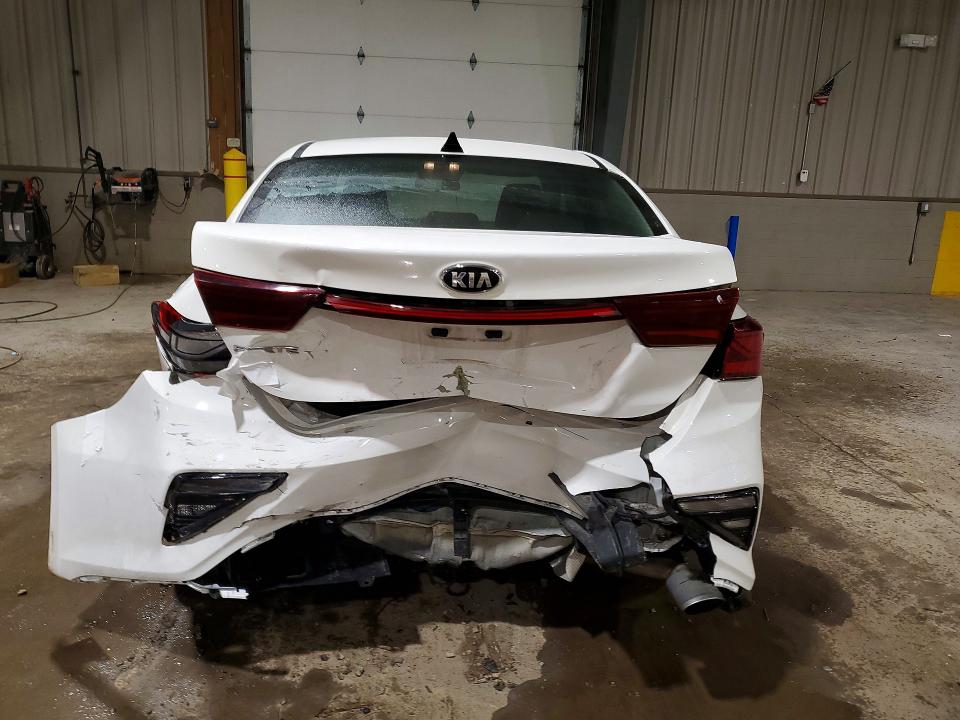 52520426 :رقم المزاد ، 3KPF24ADXKE085663 vin ، 2019 Kia Forte مزاد بيع
