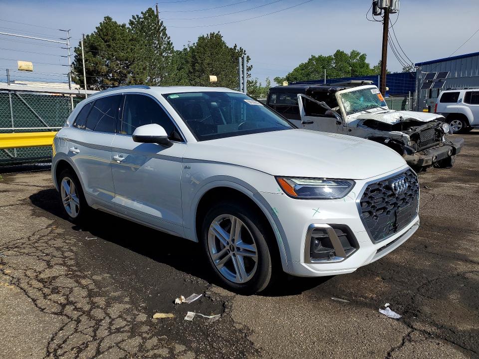 54149016 :رقم المزاد ، WA1E2AFY2M2046243 vin ، 2021 Audi Q5 E مزاد بيع