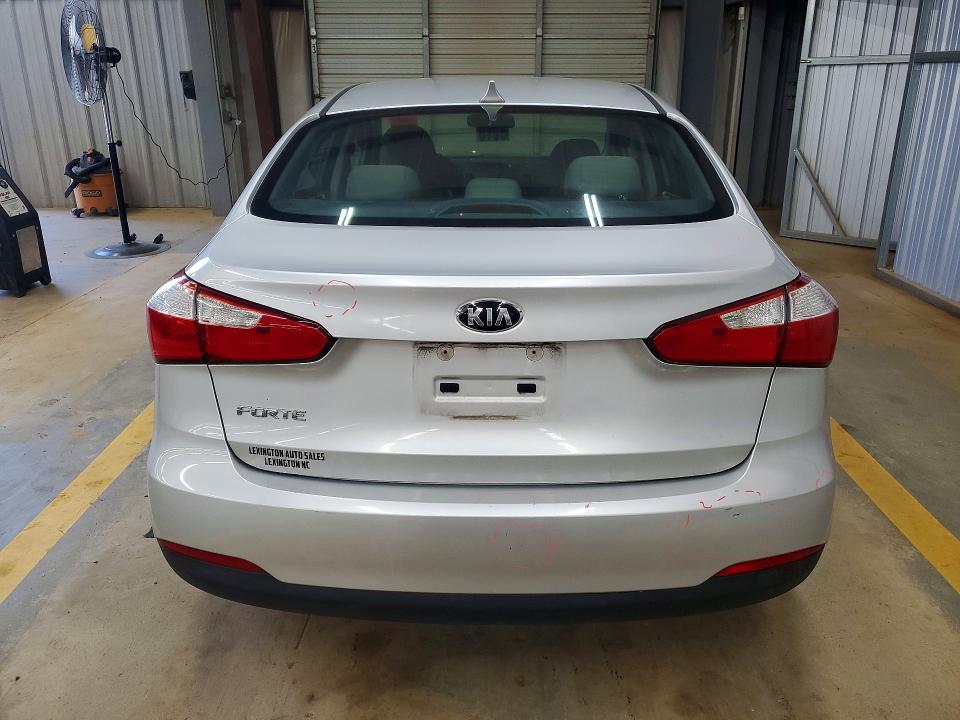 Aukcja sprzedaży 2016 Kia Forte, vin: KNAFK4A61G5517817, numer aukcji: 52583876