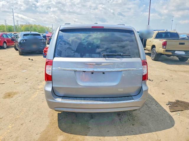 53128376 :رقم المزاد ، 2C4RC1BG2ER112083 vin ، 2014 Chrysler Town & Country مزاد بيع