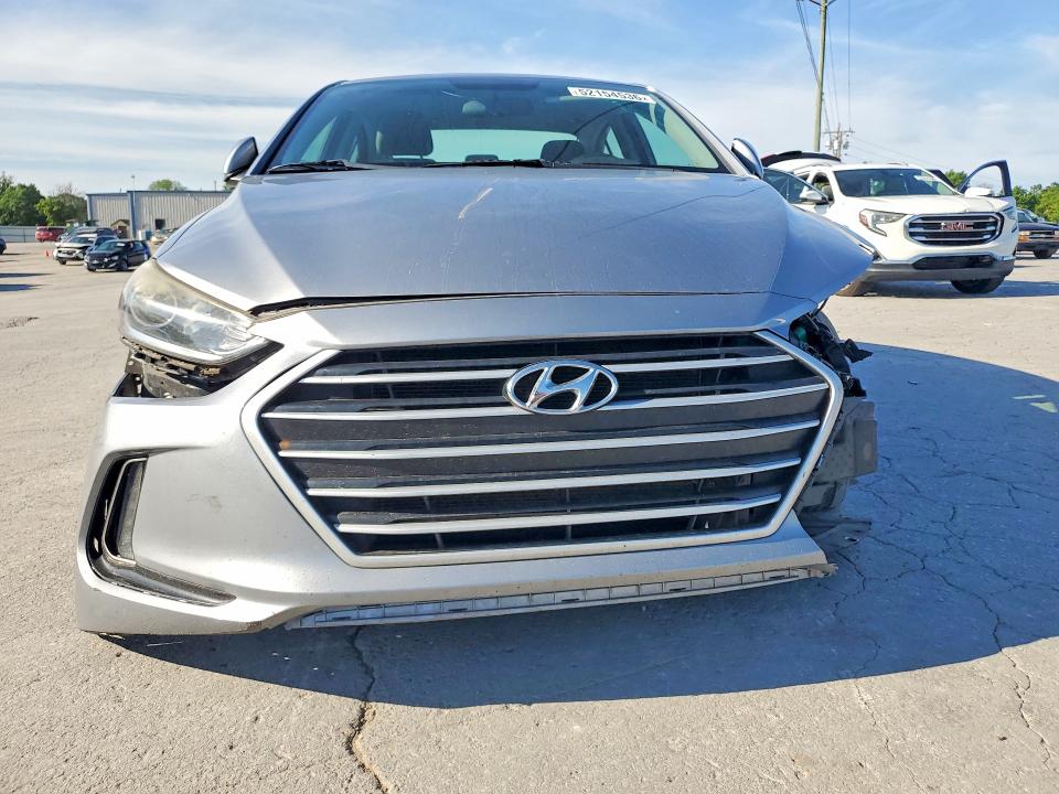 Продажа на аукционе авто 2017 Hyundai Elantra, vin: 5NPD84LFXHH089429, номер лота: 52154536