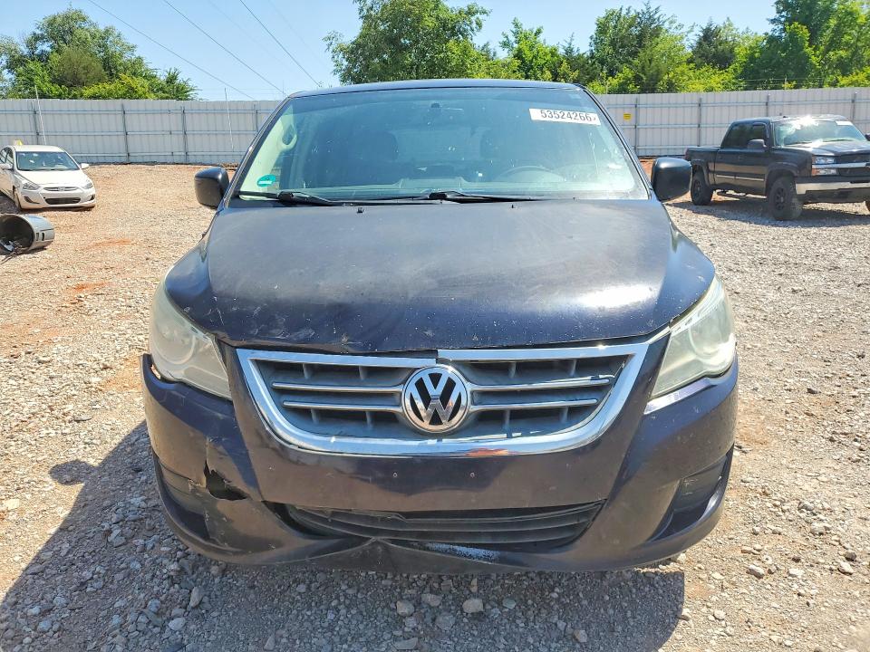 53524266 :رقم المزاد ، 2V4RW3D18AR272187 vin ، 2010 Volkswagen Routan مزاد بيع