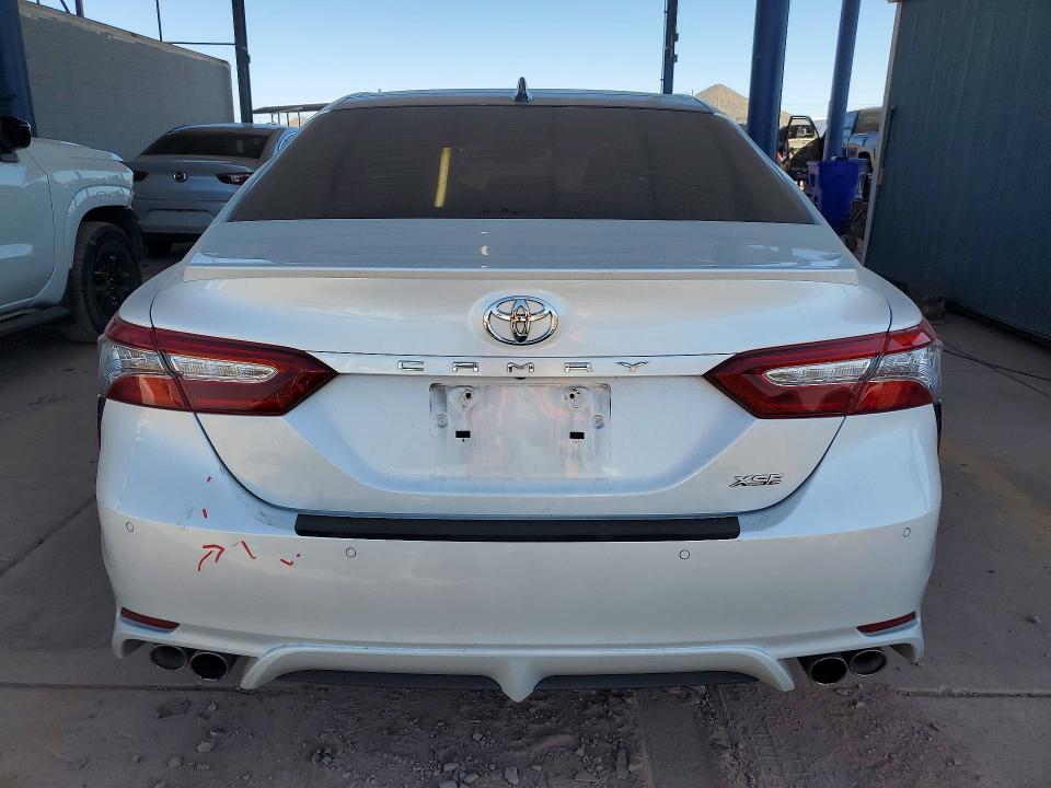 2018 Toyota Camry მანქანა იყიდება აუქციონზე, vin: 4T1BZ1HK5JU001791, აუქციონის ნომერი: 54535126