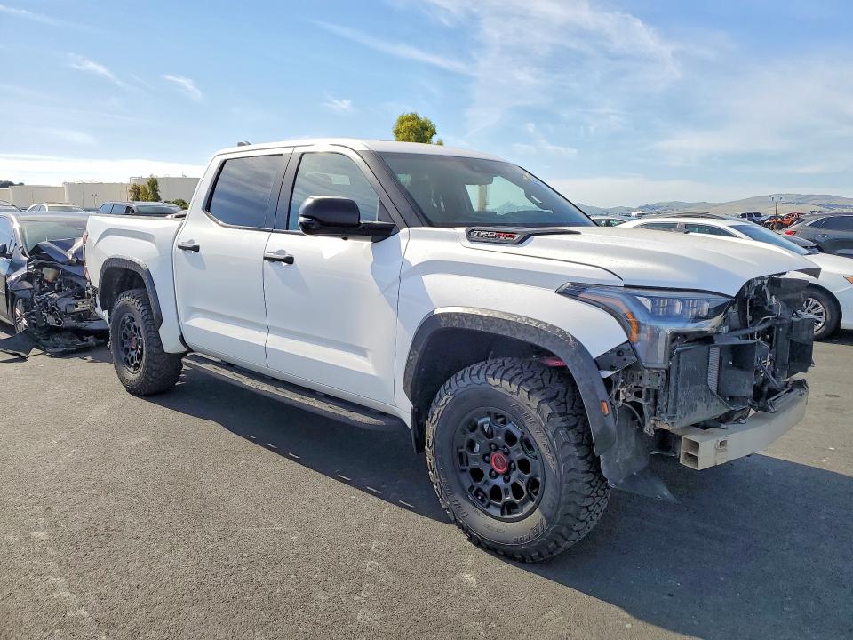 Продажа на аукционе авто 2026 Toyota Tundra, vin: 5TFPC5DBXTX127736, номер лота: 53449246