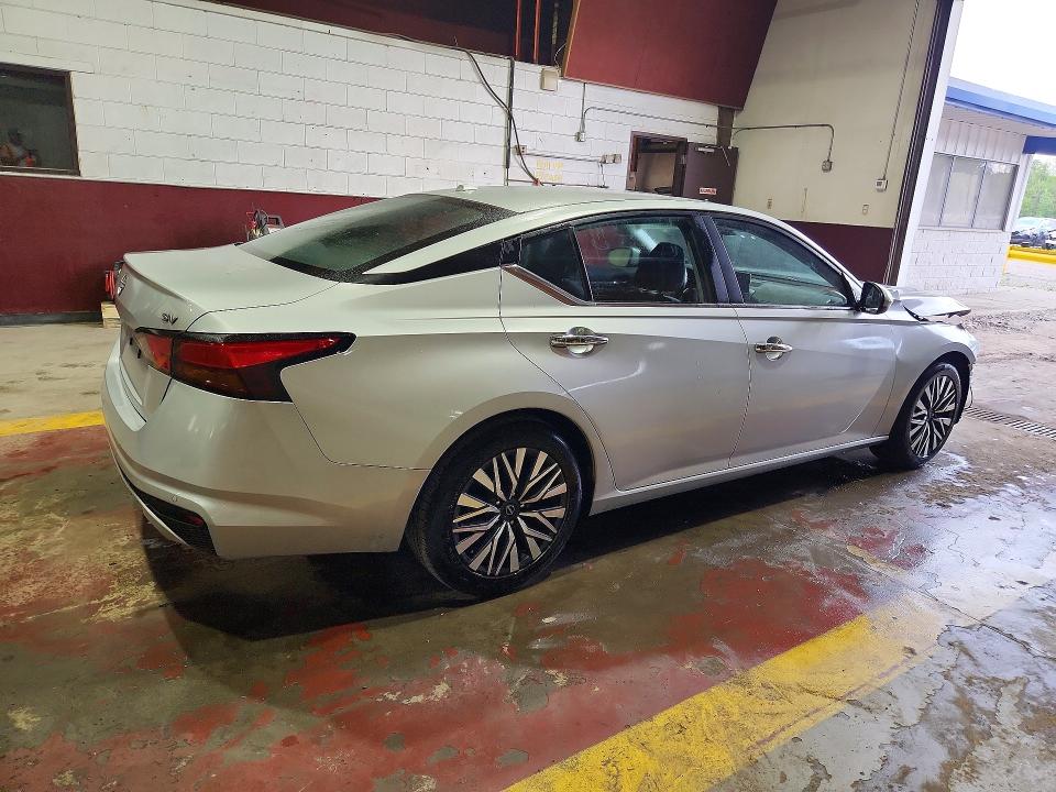 54392866 :رقم المزاد ، 1N4BL4DV6PN322741 vin ، 2023 Nissan Altima مزاد بيع