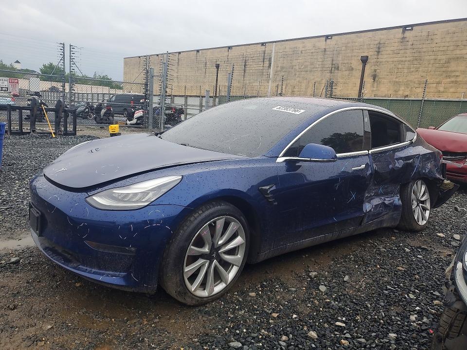 Продаж на аукціоні авто 2018 Tesla Model 3, vin: 5YJ3E1EBXJF117506, номер лоту: 52383766