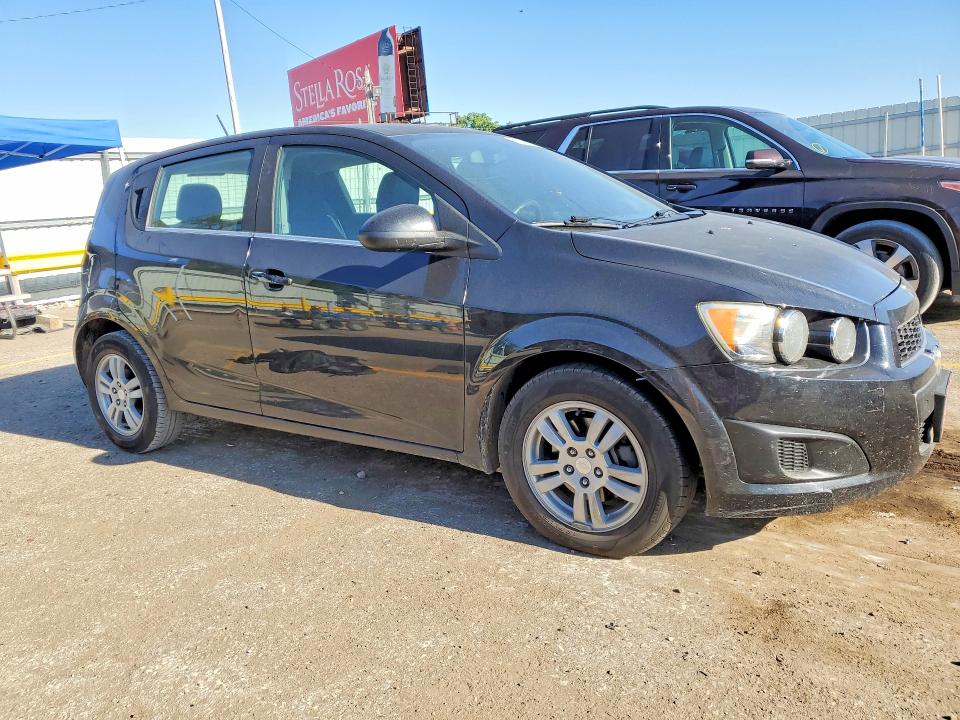 Продажа на аукционе авто 2015 Chevrolet Sonic, vin: 1G1JC6SH6F4177566, номер лота: 52936896