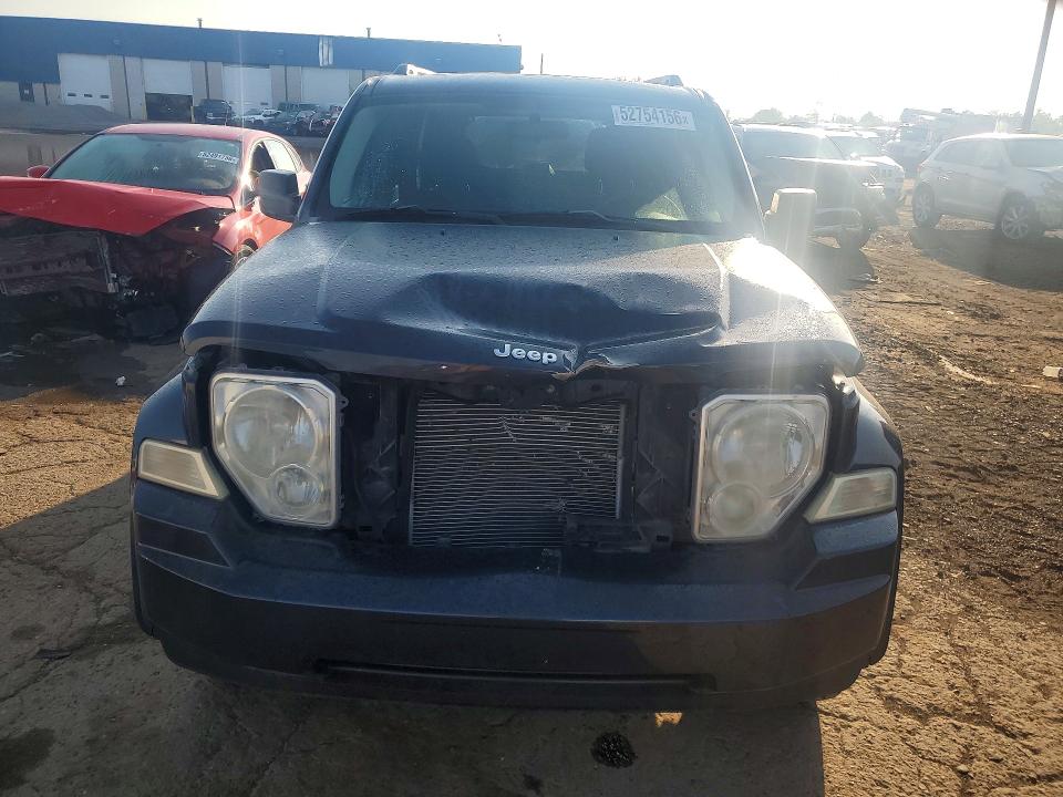 52754156 :رقم المزاد ، 1J4PN2GK7BW577931 vin ، 2011 Jeep Liberty مزاد بيع