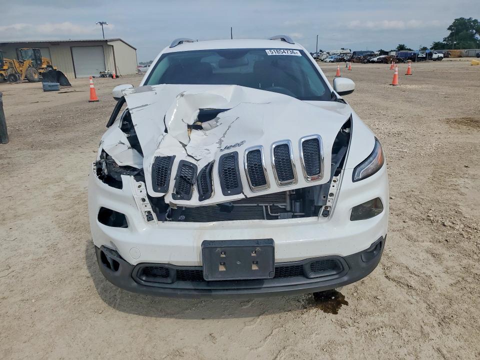 51854736 :رقم المزاد ، 1C4PJLCB5JD519274 vin ، 2018 Jeep Cherokee مزاد بيع