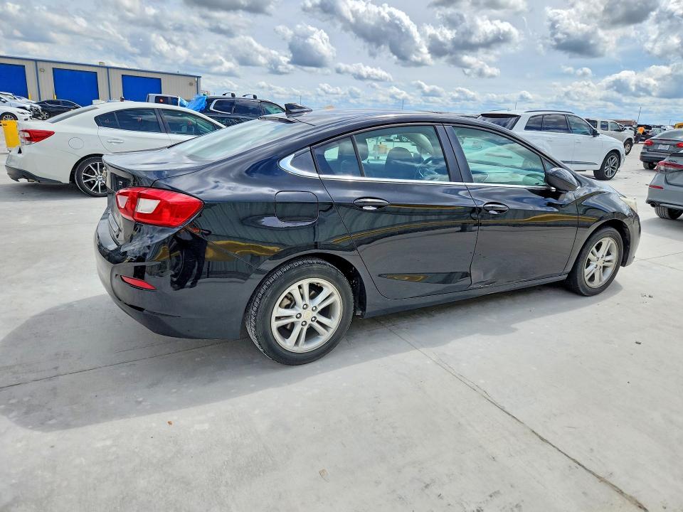 Продажа на аукционе авто 2018 Chevrolet Cruze, vin: 1G1BE5SM6J7170114, номер лота: 55184836