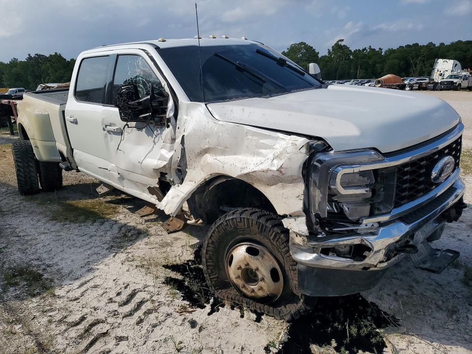 Продаж на аукціоні авто 2023 Ford F350, vin: 1FT8W3DT1PEC23295, номер лоту: 53910726