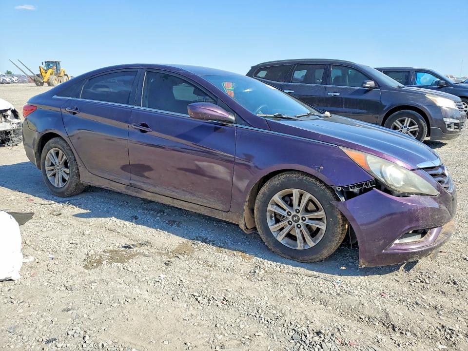 53302446 :رقم المزاد ، 5NPEB4AC8DH532735 vin ، 2013 Hyundai Sonata مزاد بيع
