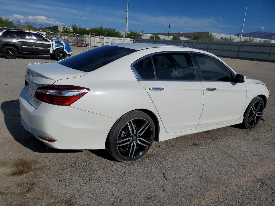 Aukcja sprzedaży 2017 Honda Accord, vin: 1HGCR2F5XHA300041, numer aukcji: 55410476