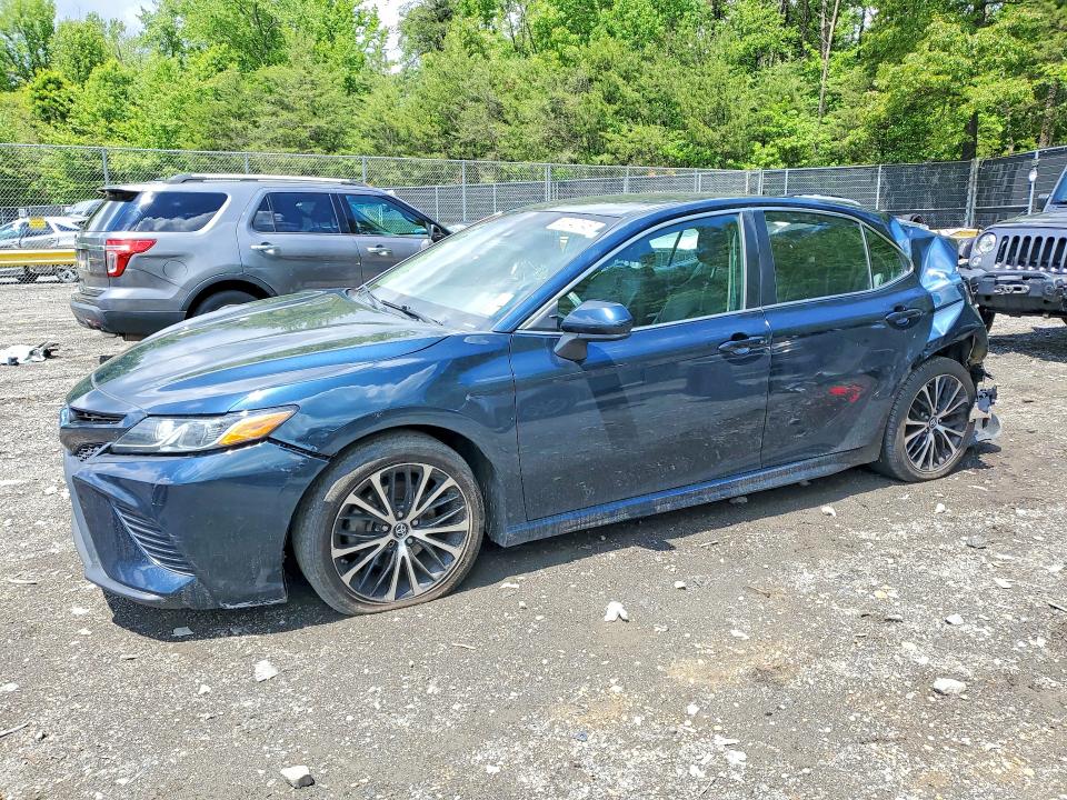 Продажа на аукционе авто 2018 Toyota Camry, vin: 4T1B11HK6JU598456, номер лота: 53040146