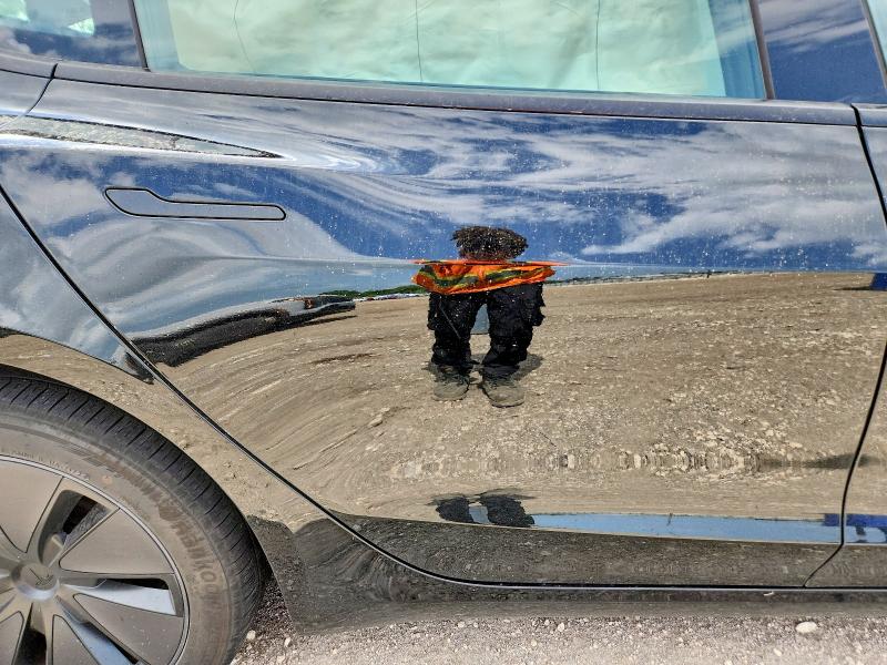 55207216 :رقم المزاد ، 5YJ3E1EA5RF857158 vin ، 2024 Tesla Model 3 مزاد بيع