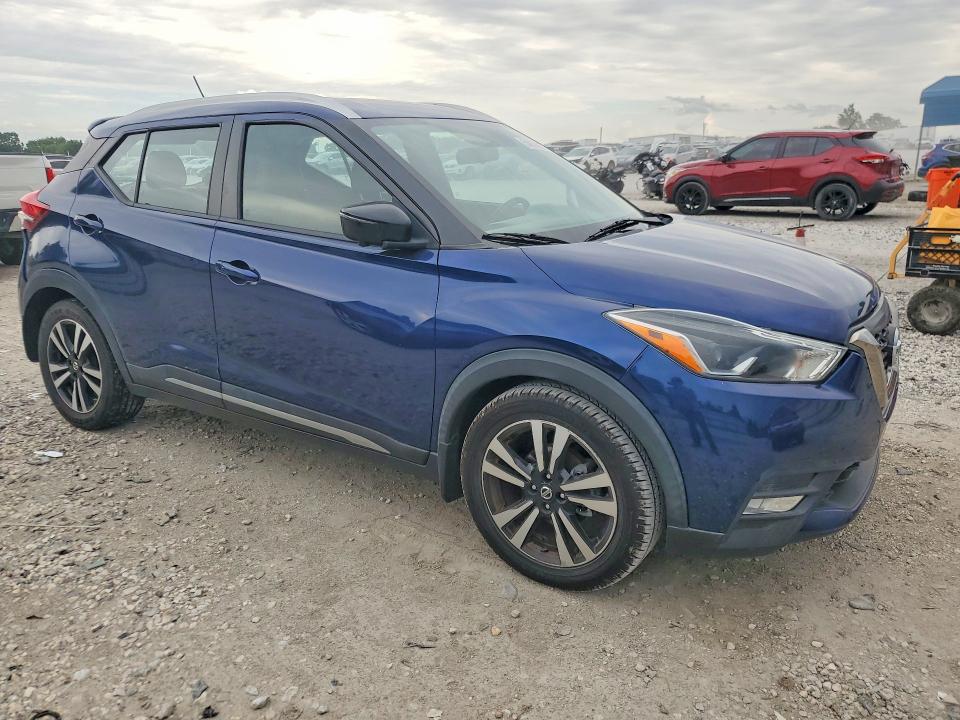 Продажа на аукционе авто 2019 Nissan Kicks, vin: 3N1CP5CU7KL561938, номер лота: 54830886