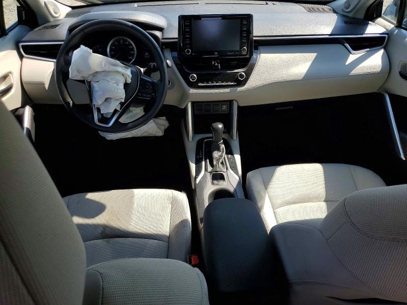 52753026 :رقم المزاد ، 7MUBAABG5NV040185 vin ، 2022 Toyota Corolla Cross مزاد بيع