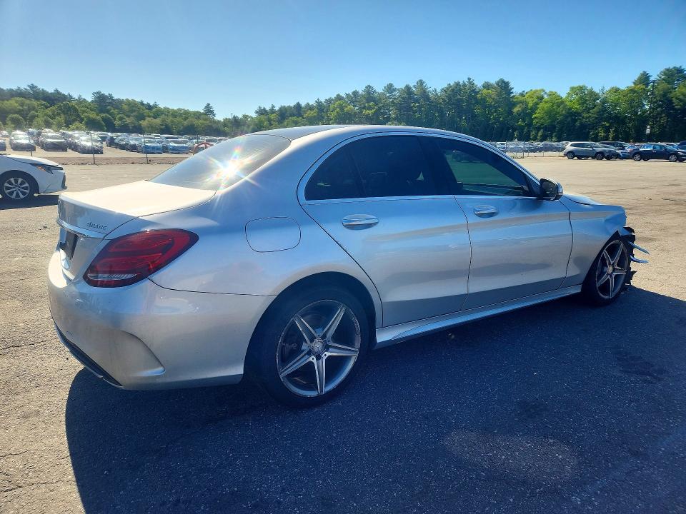 55256206 :رقم المزاد ، 55SWF4KB7FU028644 vin ، 2015 Mercedes-benz C مزاد بيع