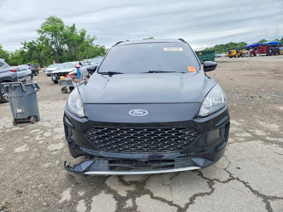 53929706 :رقم المزاد ، 1FMCU0BZ9LUC22557 vin ، 2020 Ford Escape مزاد بيع