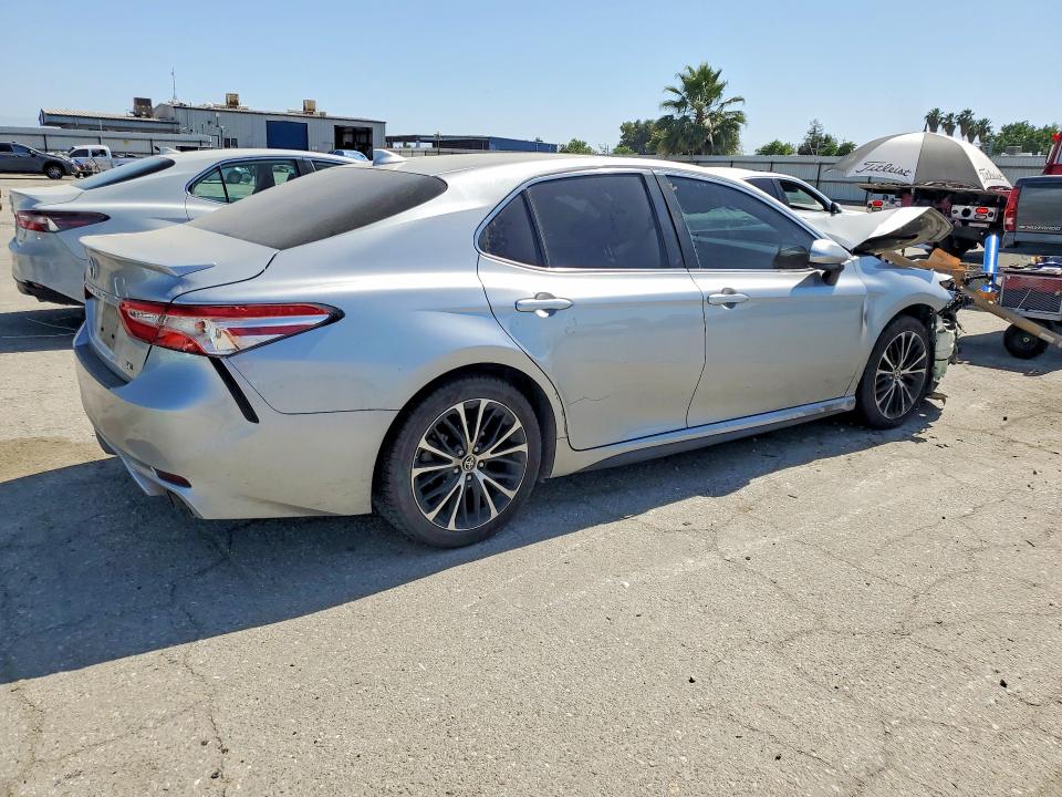 Продаж на аукціоні авто 2020 Toyota Camry, vin: 4T1G11AK0LU958064, номер лоту: 51919136