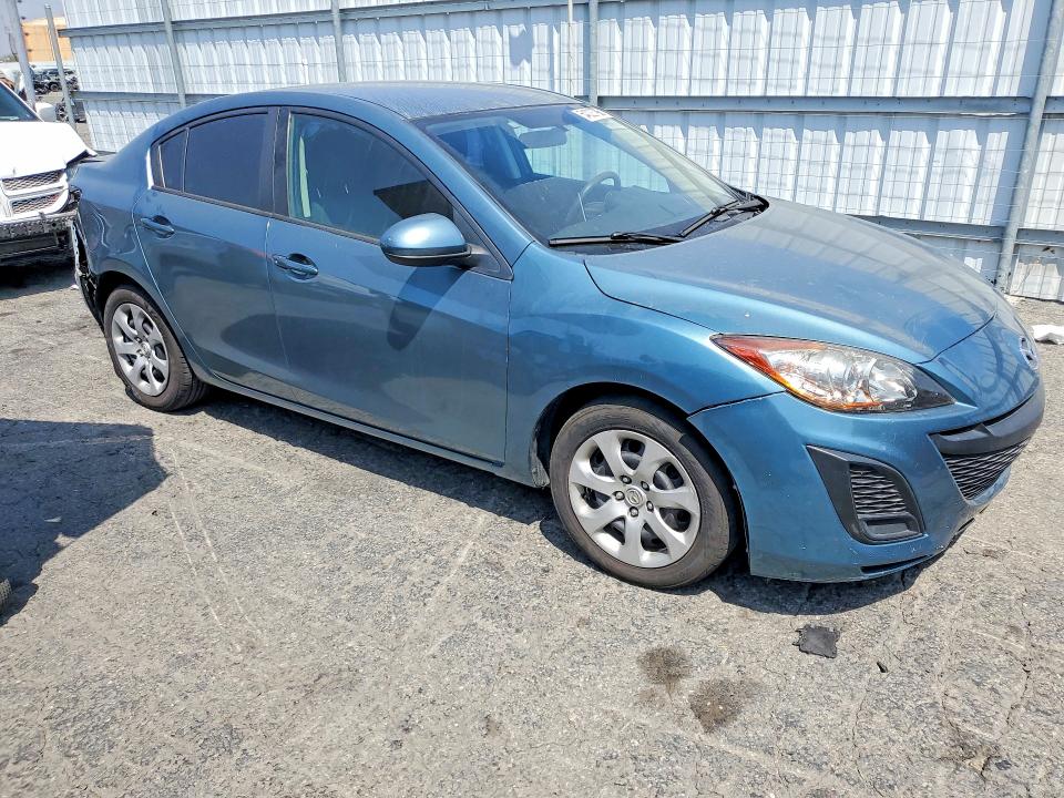 54023796 :رقم المزاد ، JM1BL1UG4B1461809 vin ، 2011 Mazda 3 مزاد بيع
