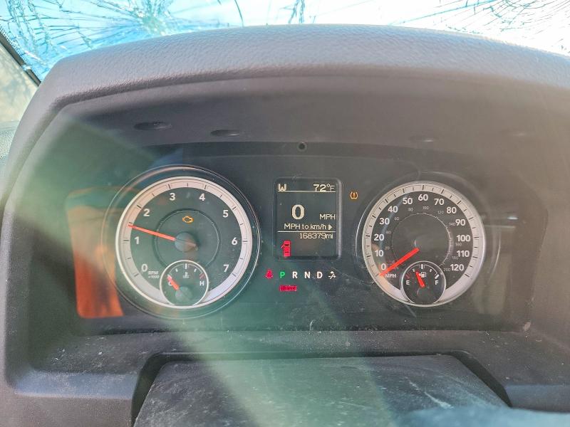 52463136 :رقم المزاد ، 1C6RR6GG2FS623014 vin ، 2015 Ram 1500 مزاد بيع