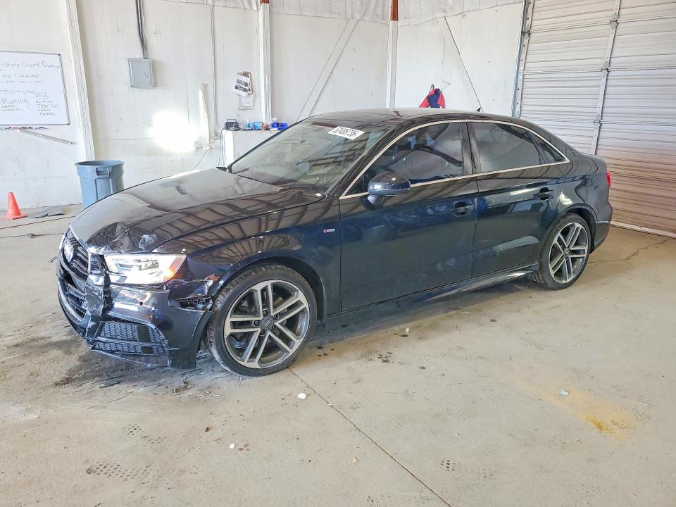 52406736 :رقم المزاد ، WAUJ8GFF6H1050583 vin ، 2017 Audi A3 مزاد بيع