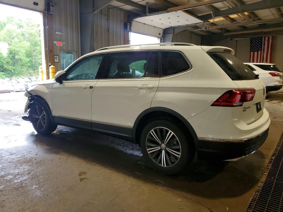 Продажа на аукционе авто 2018 Volkswagen Tiguan, vin: 3VV2B7AX7JM122474, номер лота: 54370516
