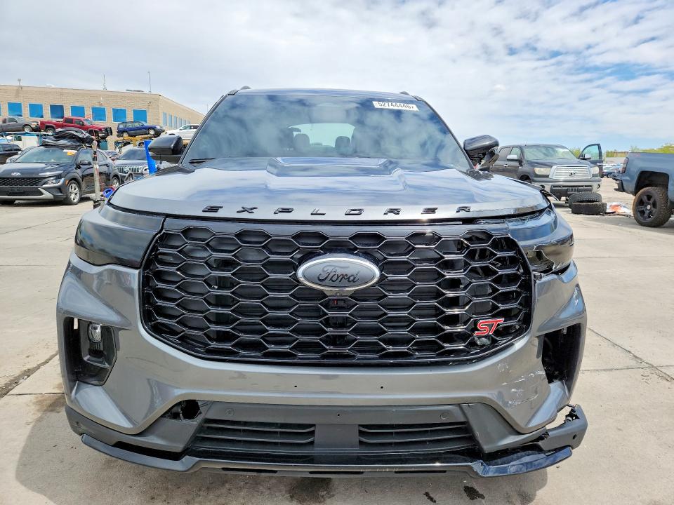Продажа на аукционе авто 2025 Ford Explorer, vin: 1FMWK8GC5SGC92740, номер лота: 52744446
