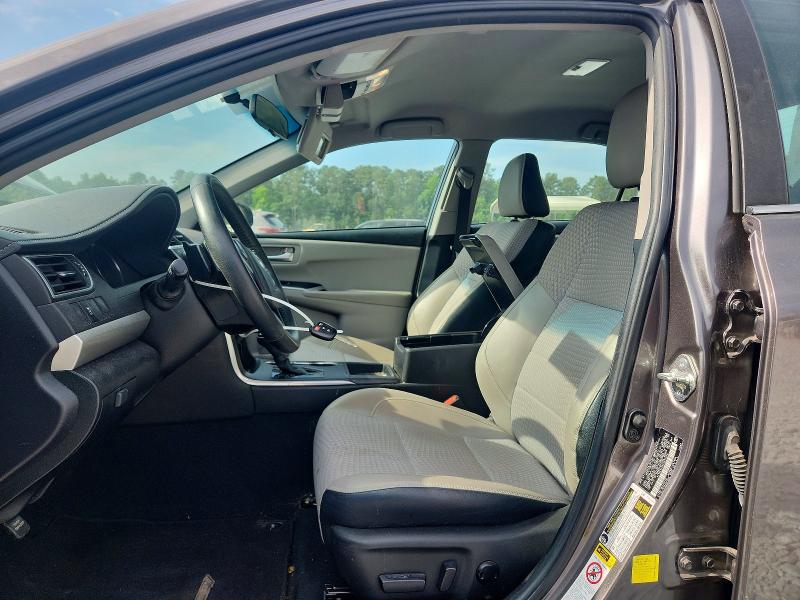 54044996 :رقم المزاد ، 4T1BF1FK6FU075823 vin ، 2015 Toyota Camry مزاد بيع