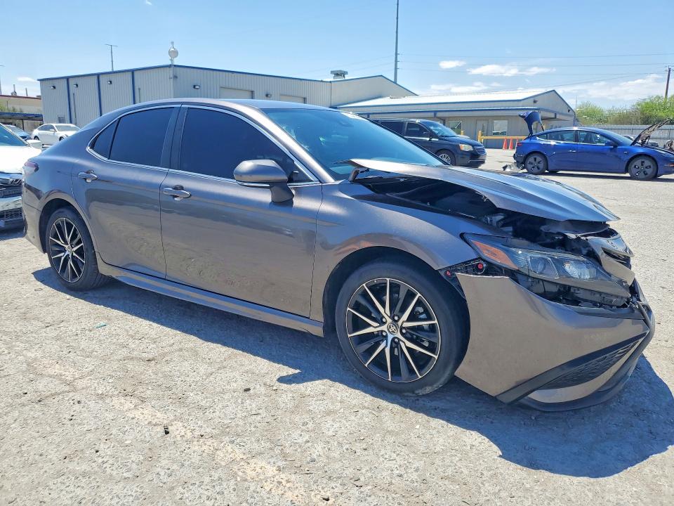 2024 Toyota Camry მანქანა იყიდება აუქციონზე, vin: 4T1G11AK0RU861617, აუქციონის ნომერი: 53488406