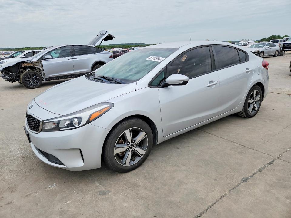 52828646 :رقم المزاد ، 3KPFL4A79JE191849 vin ، 2018 Kia Forte مزاد بيع