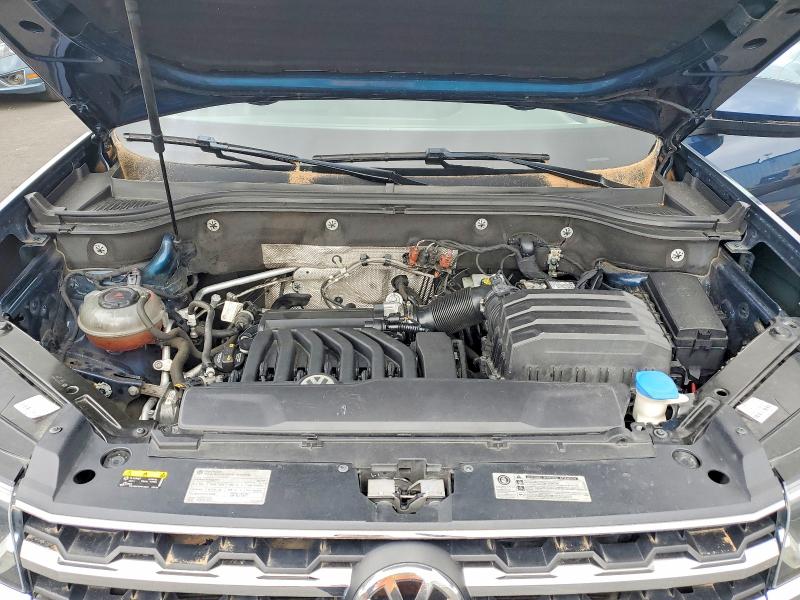 53827816 :رقم المزاد ، 1V2LR2CA0JC571232 vin ، 2018 Volkswagen Atlas مزاد بيع