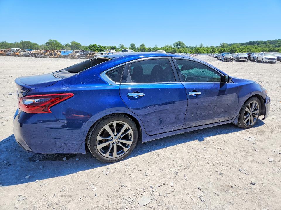 Продажа на аукционе авто 2018 Nissan Altima, vin: 1N4AL3AP0JC152388, номер лота: 53613406