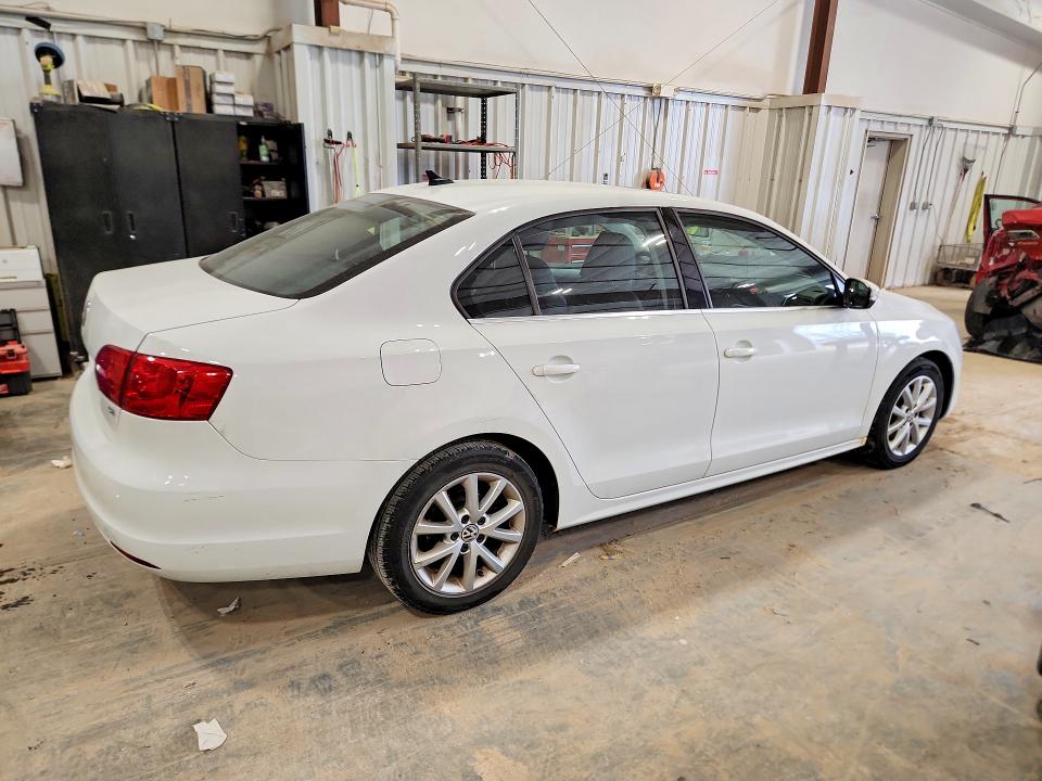 52556536 :رقم المزاد ، 3VWD17AJ6EM408518 vin ، 2014 Volkswagen Jetta مزاد بيع