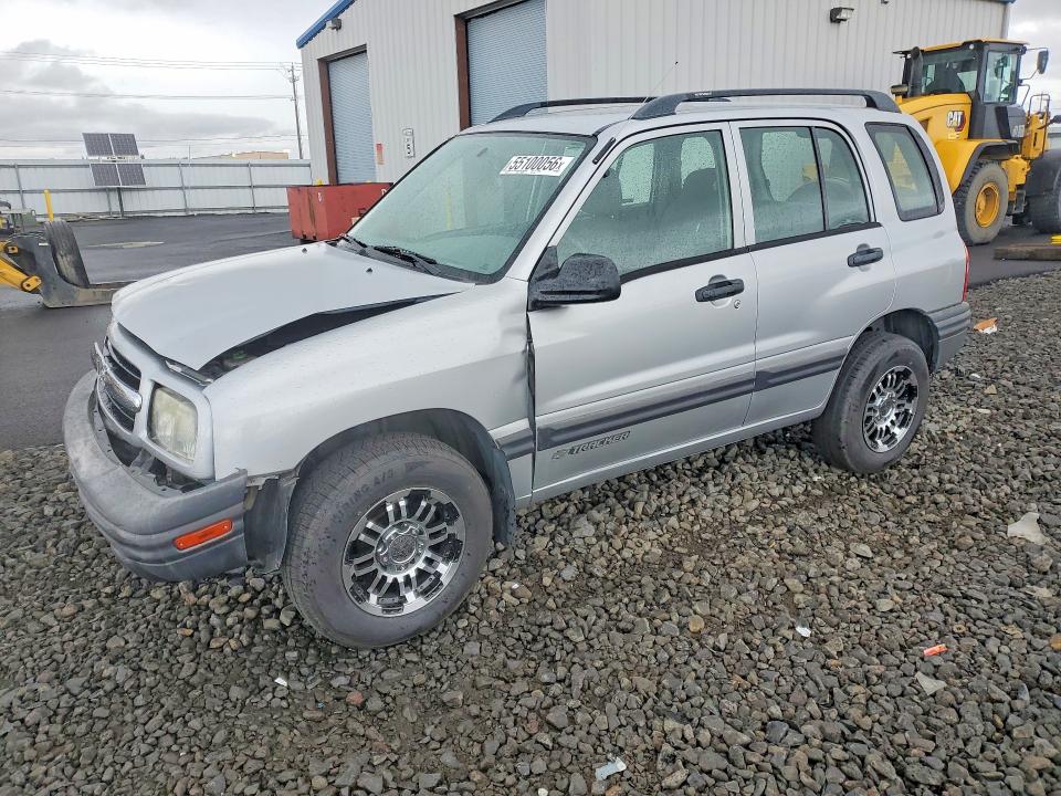 55100056 :رقم المزاد ، 2CNBJ13C116921052 vin ، 2001 Chevrolet Tracker مزاد بيع