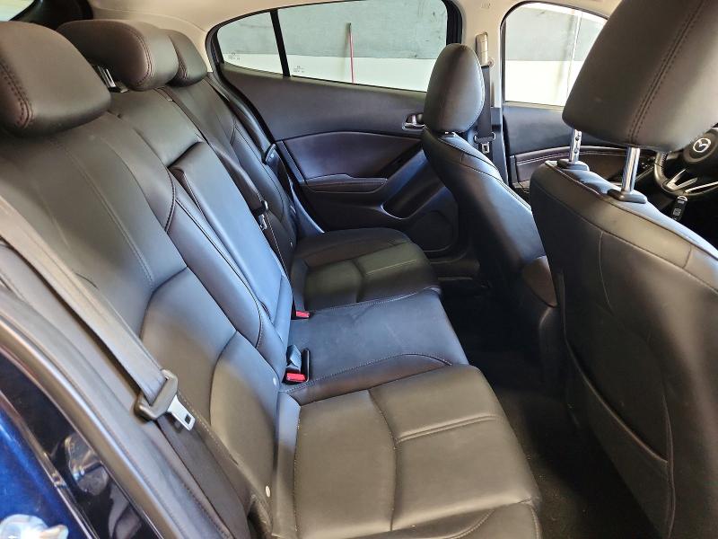 Продаж на аукціоні авто 2018 Mazda 3, vin: 3MZBN1L32JM270185, номер лоту: 51953486