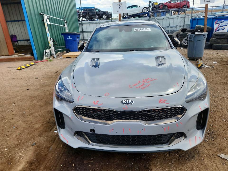 53792736 :رقم المزاد ، KNAE55LC4J6018779 vin ، 2018 Kia Stinger مزاد بيع