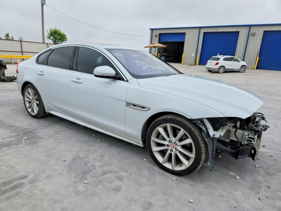 2016 Jaguar Xf მანქანა იყიდება აუქციონზე, vin: SAJBF4BV8GCY06363, აუქციონის ნომერი: 54445426