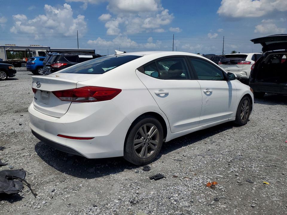 55521976 :رقم المزاد ، 5NPD84LF4JH357168 vin ، 2018 Hyundai Elantra مزاد بيع