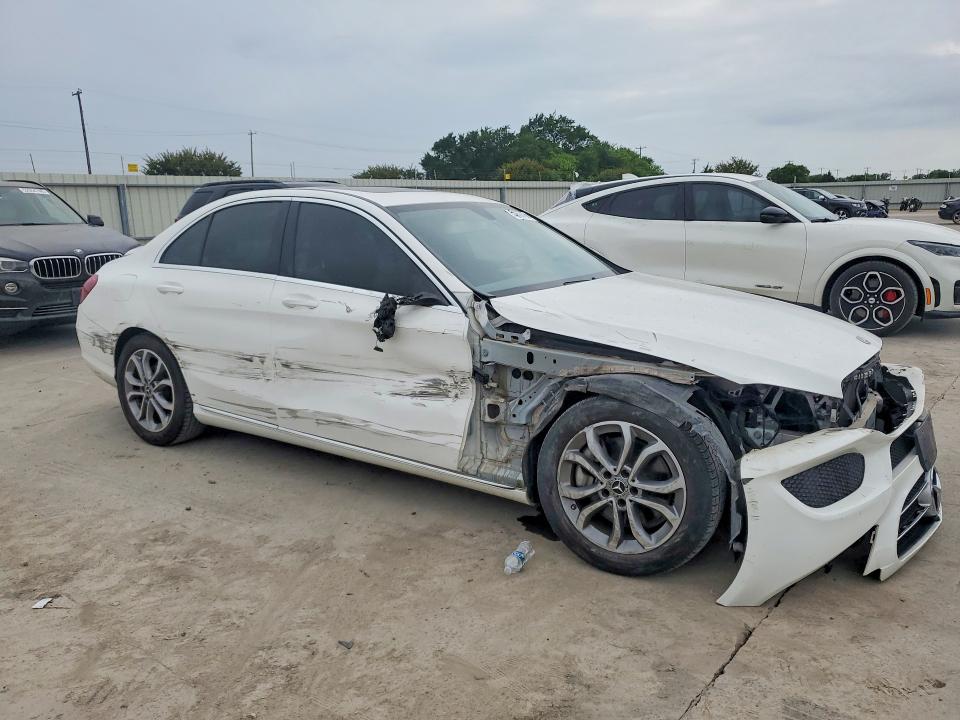 53967456 :رقم المزاد ، 55SWF4JB1JU264295 vin ، 2018 Mercedes-benz C مزاد بيع