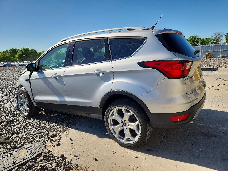 2019 Ford Escape მანქანა იყიდება აუქციონზე, vin: 1FMCU9J90KUC28977, აუქციონის ნომერი: 53409376
