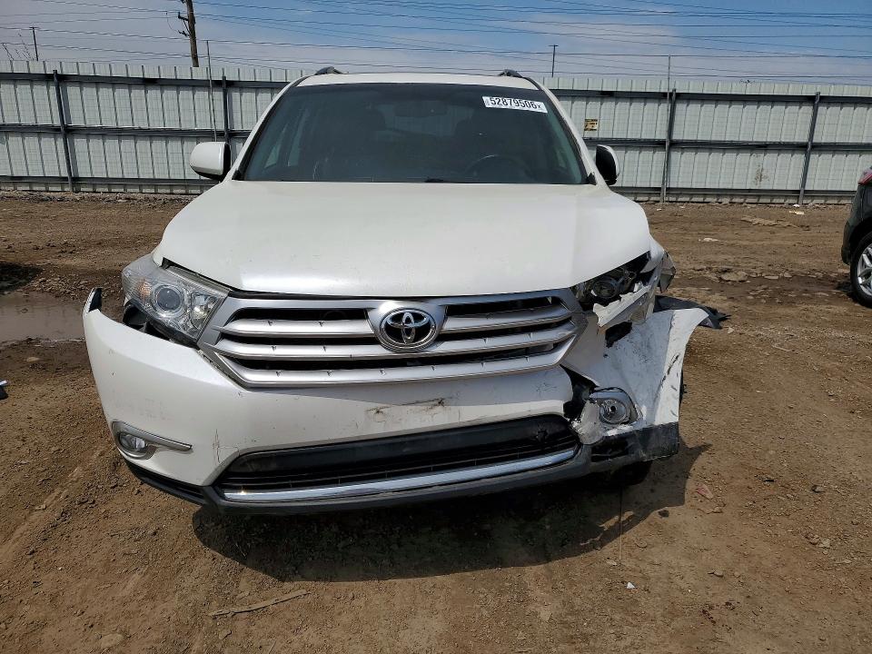 52879506 :رقم المزاد ، 5TDBK3EH9DS197983 vin ، 2013 Toyota Highlander مزاد بيع