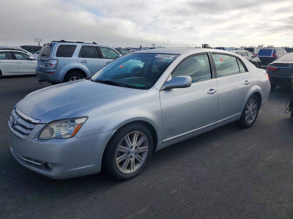 2007 Toyota Avalon მანქანა იყიდება აუქციონზე, vin: 4T1BK36B17U243523, აუქციონის ნომერი: 52699586