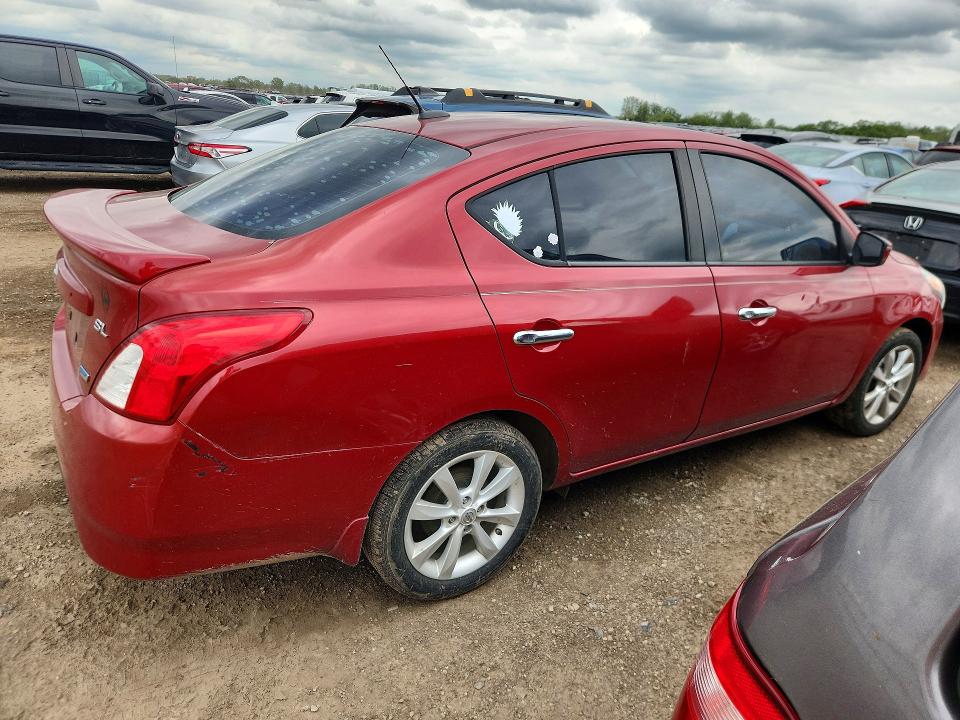 54111746 :رقم المزاد ، 3N1CN7AP1FL838281 vin ، 2015 Nissan Versa مزاد بيع