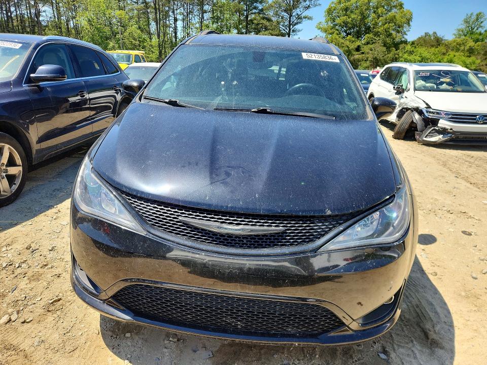 2018 Chrysler Pacifica მანქანა იყიდება აუქციონზე, vin: 2C4RC1BG4JR260262, აუქციონის ნომერი: 52135836