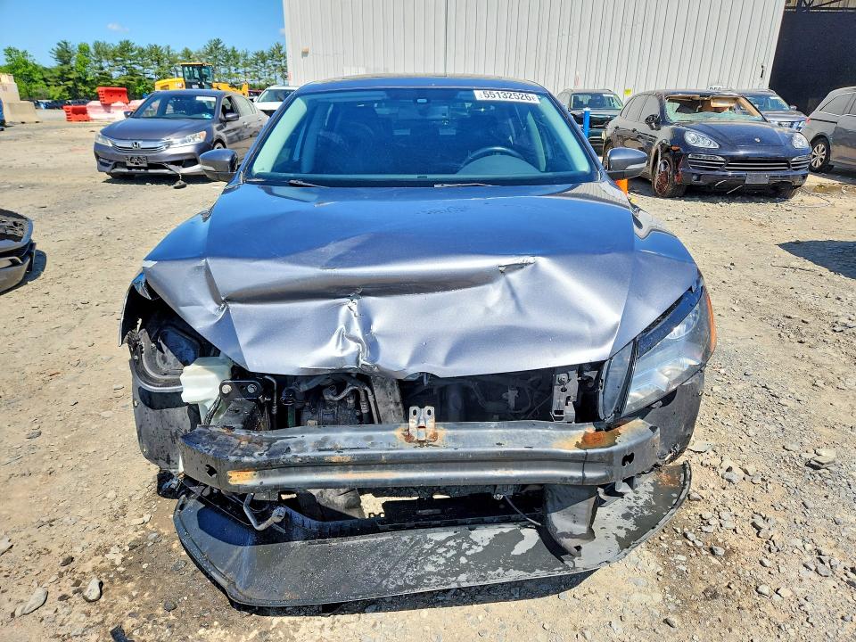 2013 Volkswagen Passat მანქანა იყიდება აუქციონზე, vin: 1VWCN7A35DC085385, აუქციონის ნომერი: 55132526