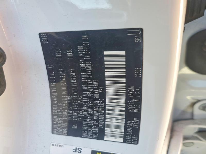 52393806 :رقم المزاد ، 7MUBAABG7NV013280 vin ، 2022 Toyota Corolla Cross مزاد بيع