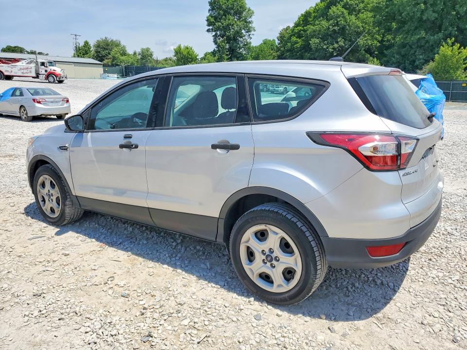 2017 Ford Escape მანქანა იყიდება აუქციონზე, vin: 1FMCU0F7XHUB50638, აუქციონის ნომერი: 53817956